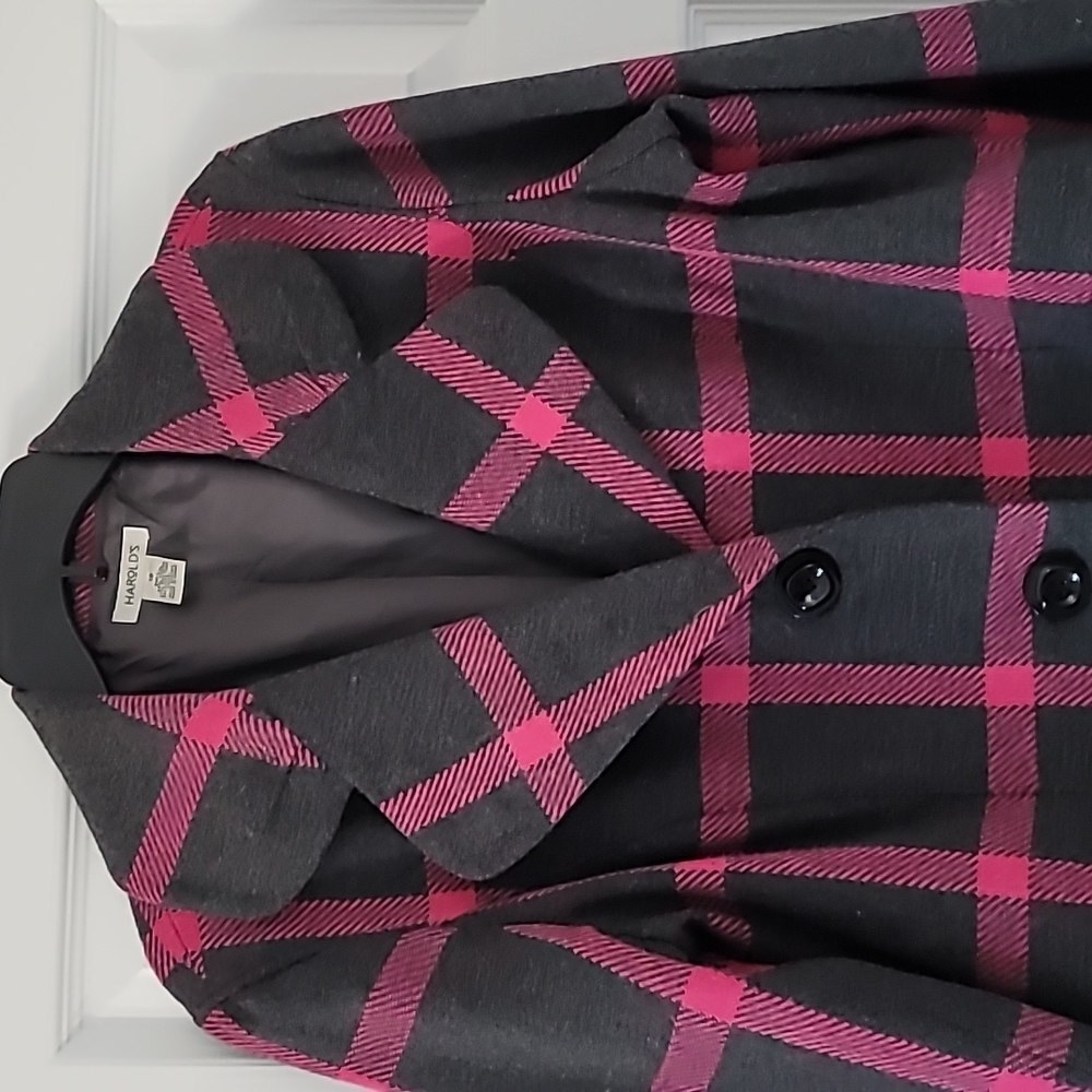 Harold's jacket - Picture 2 of 6